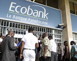 Ecobank : Un étudiant pompe 323 millions