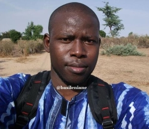 Saint-Louis : Les étudiants de l’UGB prennent le relais des mains de Mamadou Diop et disent non à la validation à la candidature de Wade