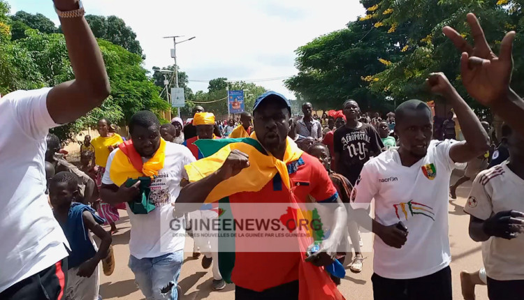 Kankan : 72 heures après, des manifestants pro-junte dans la rue