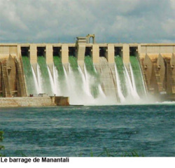 L'OMVS explique le rôle régulateur du barrage de Manantali