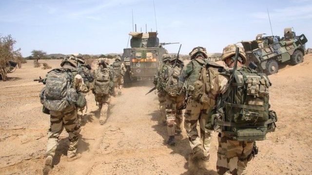 Mali : la junte suspend sa coopération militaire avec la France et l'Europe