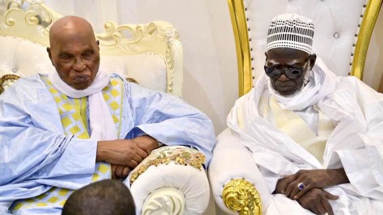 Touba: Me Abdoulaye Wade annonce la candidature de Karim Wade et rappelle le protocole de Massalikoul au Khalife des Mourides