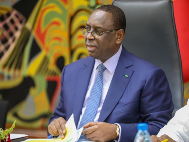 Macky Sall dans Le Monde: « j’ai trouvé inélégant que Paris missionne une conseillère pour rencontrer mon opposant »