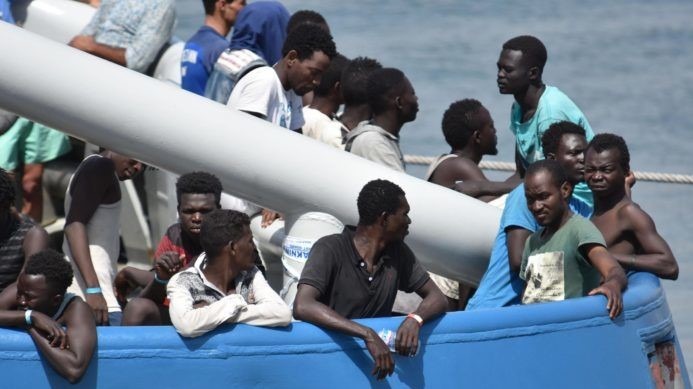 Espagne : 2 pirogues débarquent au Gran Canaria avec 124 migrants à bord