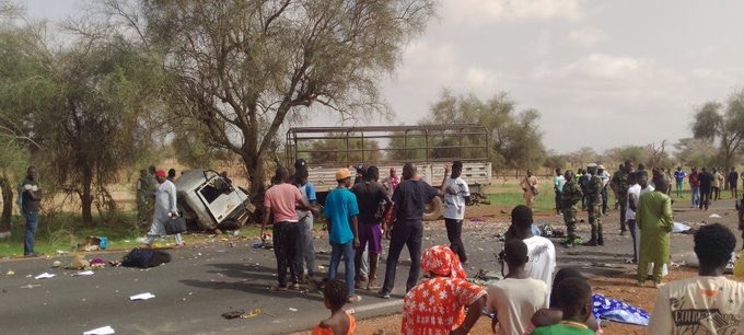 Collision entre un minicar et un camion : 11 morts et 9 blessés sur la route de Ngaye Mékhé