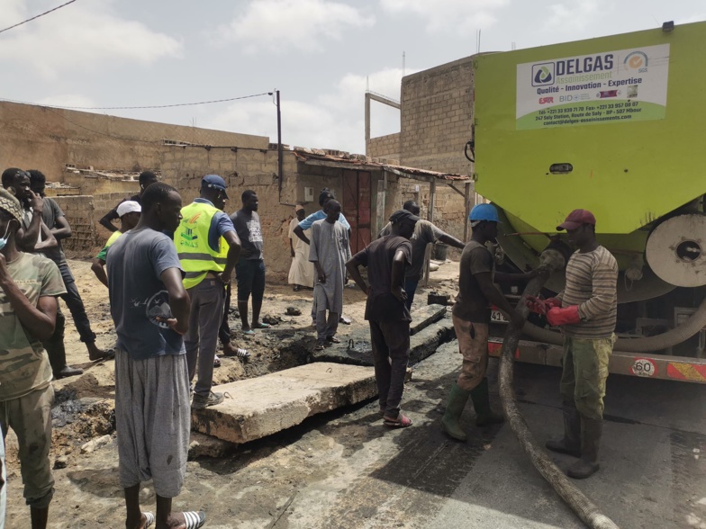 Journée de Nettoiement à Pikine Sor Daga : Une mobilisation exemplaire des Jeunes et des pensionnaires du Daara Serigne Mor Diop.