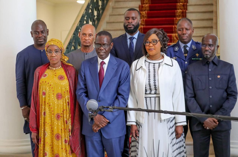 Contrôle des occupations du Domaine Public Maritime de Dakar : le président Diomaye a reçu le rapport de la commission ad hoc