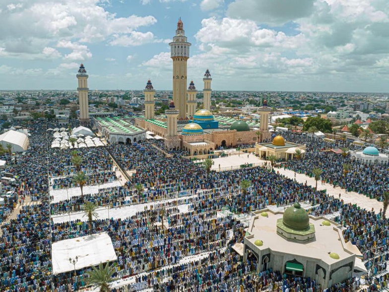 Magal : grosse affluence à la grande mosquée de Touba (photos)