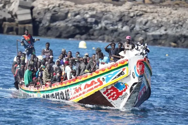 Saint-Louis : Une pirogue arraisonnée avec 169 candidats à l’émigration irrégulière