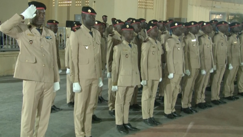 Remise des insignes aux nouveaux élèves du Prytanée militaire : les valeurs de courage et d’excellence mises à l’honneur