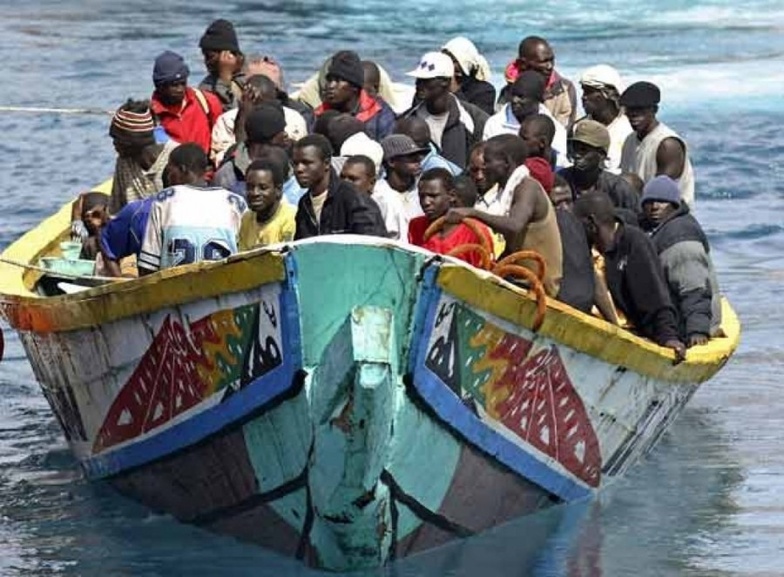 Migration irrégulière : le Sénégal a enregistré 502 embarcations et 34 162 personnes transportées vers les îles Canaries (ministre)