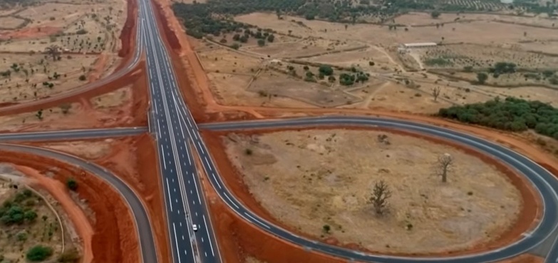 Dr Ibrahima Sall, DG de l’ADS : " D’ici deux ans, nous espérons finaliser les travaux du tronçon Dakar-Tivaouane-Saint-Louis"