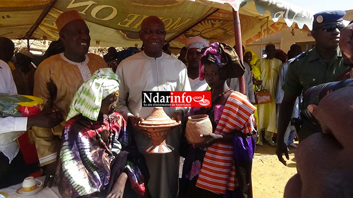 Saint-Louis : Serigne Mbaye THIAM visite les chantiers de l'éducation ( Photos )