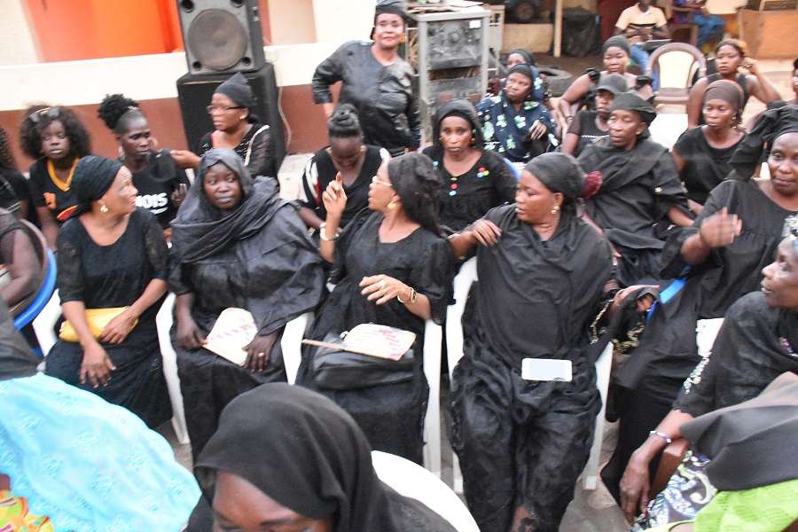 Les femmes pro-Khalifa Sall : “Nous allons porter malheur à Macky Sall”