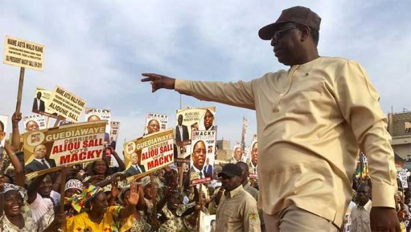 Bureau de vote de Mansour FAYE : Macky SALL gagne avec 237 voix, Sonko 104