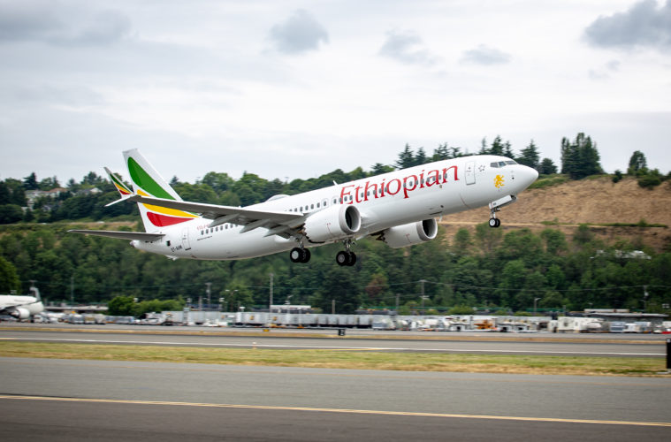 Après le crash en Éthiopie, le Sénégal interdit le survol du Boeing 737 Max