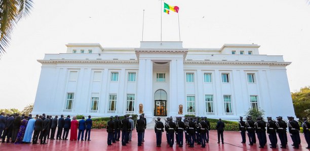 Présidence : Les 300 Membres du cabinet de Macky Sall libérés aujourd'hui