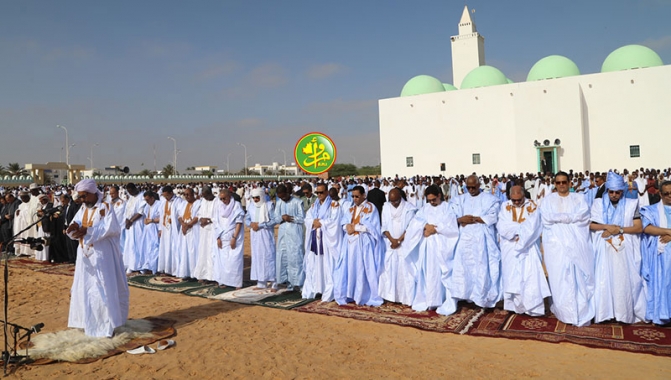 Mauritanie : 100 Oulémas et imams signent une pétition pour le rétablissement des prières du vendredi