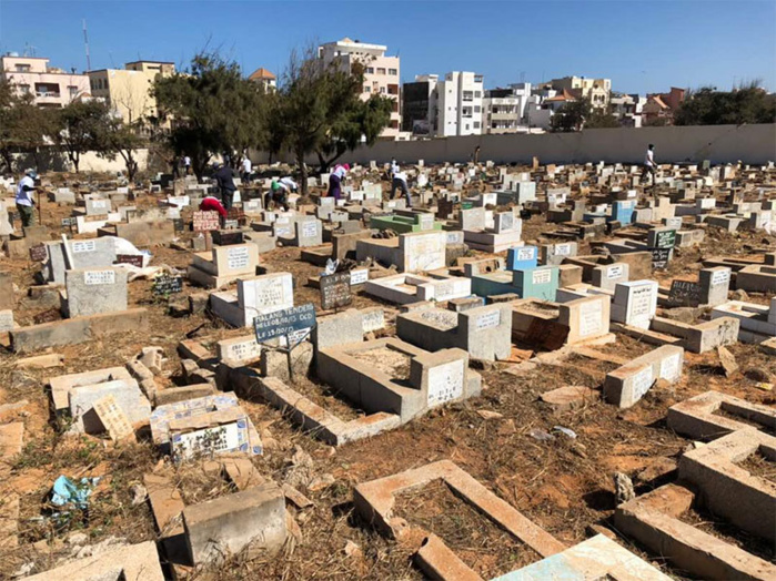 Extension du cimetière de Pikine : le Collectif demande 12 hectares, Macky donne 4