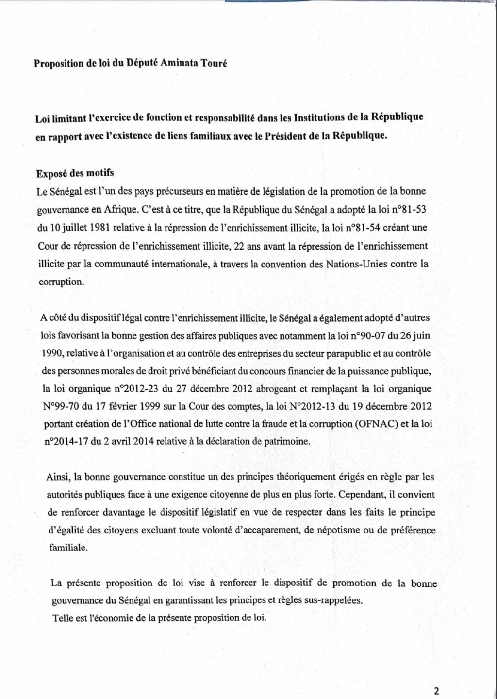Mimi Touré propose une loi contre le népotisme