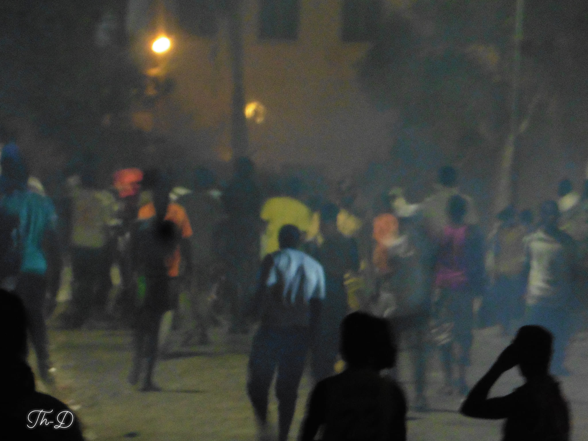 Emprisonnement de Sonko : émeutes nocturnes sur l’île de Saint-Louis (photos)