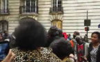 PARIS:  des Sénégalais manifestent devant le Consulat