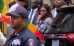 Manif De Sénégalais À New York : Marème FAYE SALL En Mode « Diakhlé » (Photos)