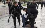 Jérusalem : violent raid des forces israéliennes à la mosquée al-Aqsa