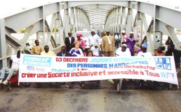 Indisponibilité des cartes d’égalité des chances: A Saint-Louis, les personnes handicapées en colère.