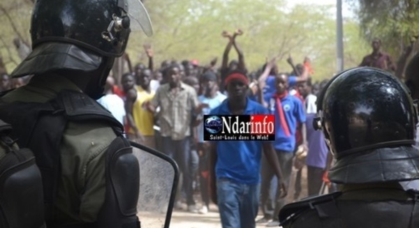 UGB : les étudiants exigent le départ "immédiat" de Mary Teuw Niane.