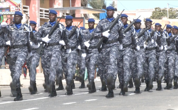 ​04 avril 2022 : l’intégralité du défilé militaire à Saint-Louis (vidéo)