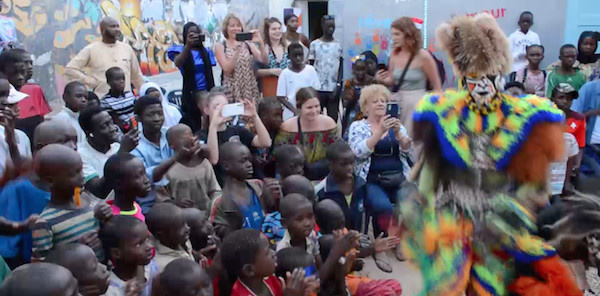 ​France : une dynamique solidaire au chevet de la Maison de la gare - vidéo