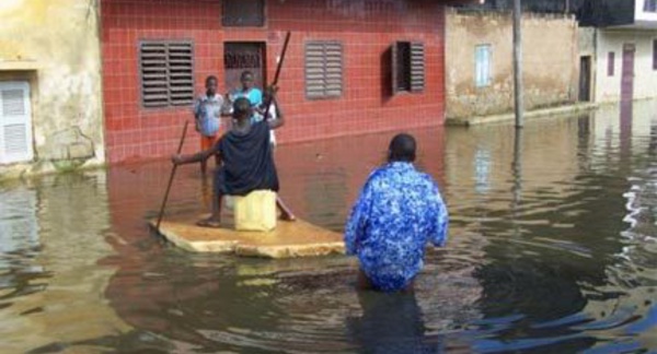 JAMRA ET MBAÑ GACCE DRESSENT UN BILAN SOCIÉTAL PEU RELUISANT : En 2014, la souveraineté du Sénégal a été mise à rude épreuve !