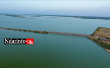 Merveilles de Saint-Louis : Mystique, le pont de LEYBAR. Regardez !