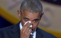  Barack Obama Fond en Larmes en hommage à sa Femme et sa Fille