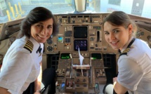 Twitter Une mère et sa fille pilotent ensemble un avion de ligne, la photo fait le buzz