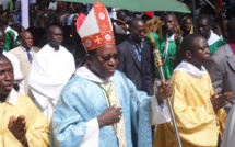 MONSEIGNEUR ERNEST SAMBOU, évêque de Saint-Louis : " Au Sénégal, il n'y a pas de continuité, ce qui induit l'indiscipline et le manque de responsabilité "