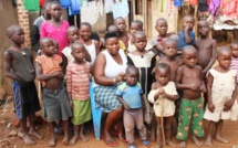 A 39 ans, cette femme a 38 enfants dont 6 jumeaux, 4 triplés et 5 quadruplés (photos)