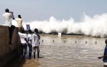 Alerte rouge de la Météo : Une houle dangereuse attendue ce mardi, les pêcheurs interpelés