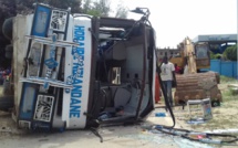 Saint-Louis : Collision entre un bus et un 4x4 (vidéo)