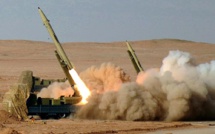 L'Iran tire des missiles contre des bases en Irak et menace de frapper Israël et "des alliés" des États-Unis