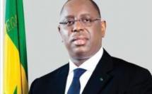 STYLE VESTIMENTAIRE DE MACKY SALL Quels costumes pour le Président ?