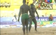  Video| Lutte : Baye Ndiaye Bat Boy Guet Ndar