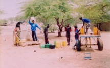 [Reportage] La grande corvée d’eau à Ndiawsir.