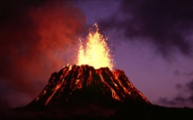 Eruption du volcan Nyiragongo en RDC: une coulée de lave a atteint l'aéroport de Goma