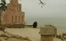 (Vidéo) Saint-Louis du Sénégal est menacée par la montée des eaux | FranceTV Info|