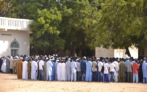 [Photos] Ferveur et tristesse à l’inhumation  de Mbaye Boye Fall.