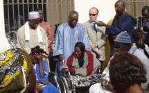 L’association  française «En Avant roule » au chevet des personnes handicapées de Saint-Louis.