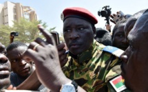 Burkina : le lieutenant-colonel Isaac Zidale, numéro 2 de la garde présidentielle, se proclame président.