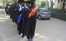 CEREMONIE DE GRADUATION : les Etudiants titulaires de la Maitrise -Es Sciences Juridiques et Politiques, promotion 2013-2014, ont reçu leurs Diplômes